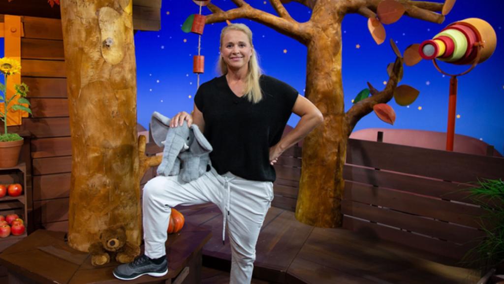 Singa erzählt uns von ihrem Lieblingstier: dem Elefanten!