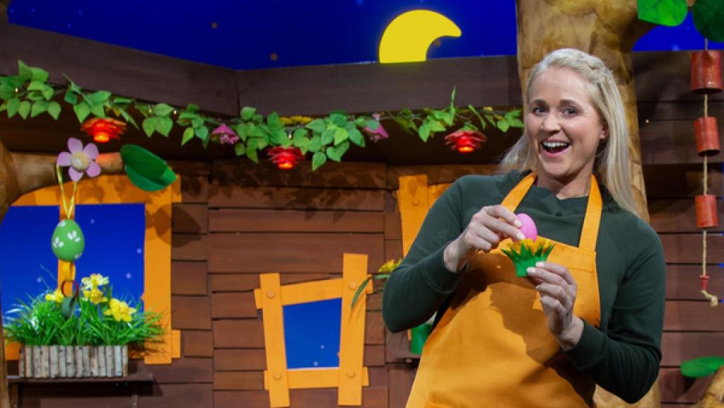 Magst du auch bunten Tischschmuck zum Osterfest? Dann schau, welche Ideen Singa hat.