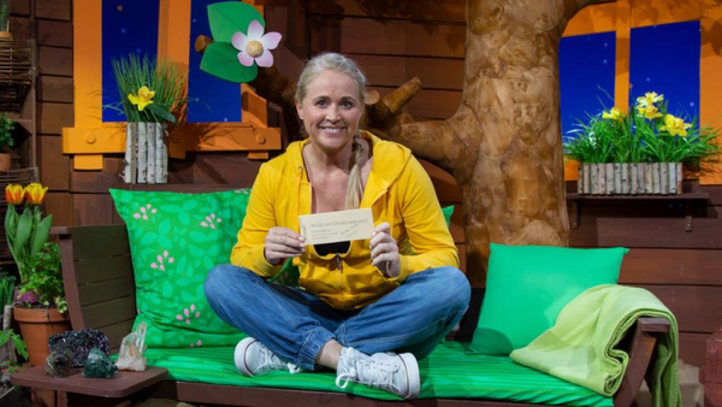 Singa beschreibt einen ungewöhnlichen Ort, den sie besucht hat.