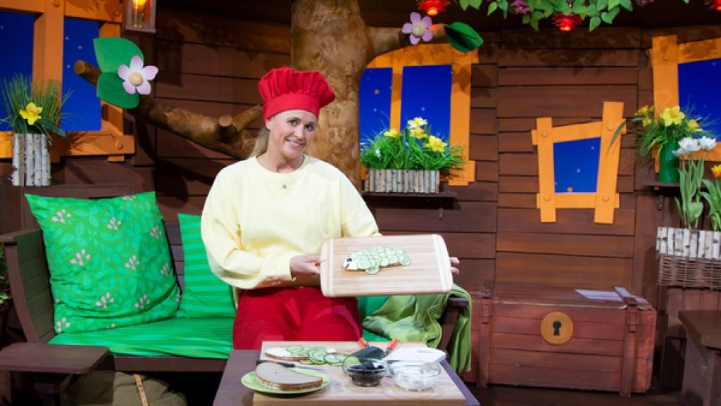 Ein Fischbrot ohne Fisch? Aber dafür mit Gurken? Lass dich überraschen, was Singa da zubereitet!