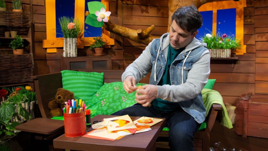 Schau, welche Idee Juri  zum Muttertag hat!