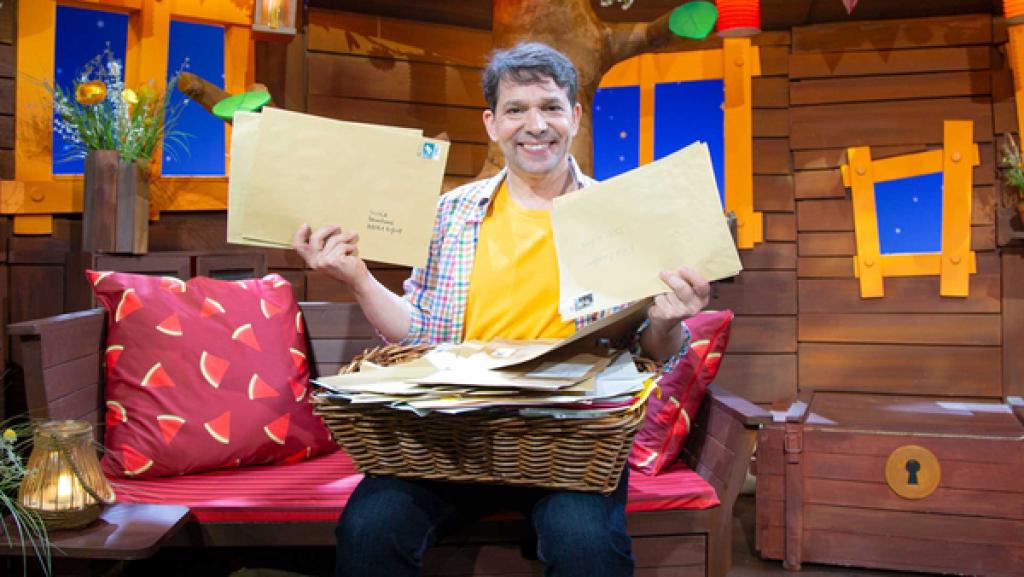 Hast du auch Lust, bei "KiKA kommt zu dir! 2023" mitzumachen? Dann mal uns ein Bild, was du gerne mit Singa oder Juri machen würdest!