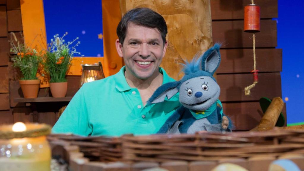 Hast du lange Haare oder kurze Haare? Fidi findet das Thema total spannend.