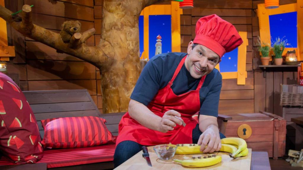 Wenn du Bananen magst und Schokolade auch, dann schau unbedingt, was Juri für eine leckere Idee hat!