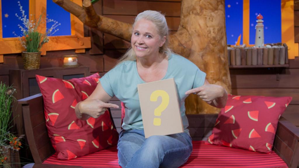 In Singas Ratekarton sind ein Foto von einem Wald und einer Uhr.