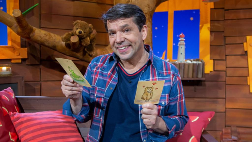 Juri versucht sich an einem Zungenbrecher.