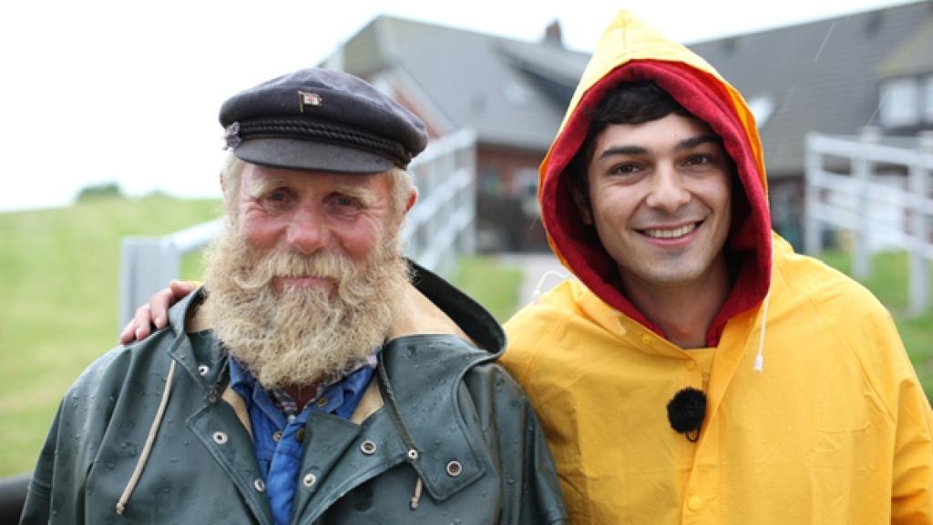 Der Hallig-Check | Fiede Nissen und CC auf Hallig Langeneß | Bild: BR | megaherz GmbH | Hopfner