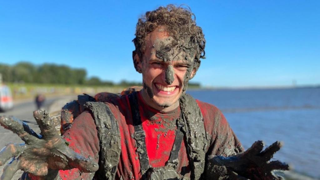 Mission Küstenschutz | Rechte: BR | megaherz gmbh Mission Küstenschutz | Checker Julian bei seiner CheXpedition im Watt | Bild: BR | megaherz gmbh