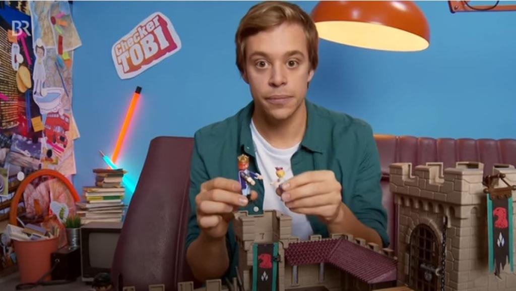 Mittelalter · Kitzeln · Kaninchen | Rechte: BR / megaherz GmbH Mittelalter | Kitzeln | Kaninchen (08) / Wie lange dauert das Mittelalter? | Bild: BR / megaherz GmbH