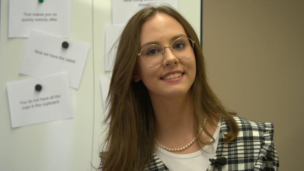 Ninis Schultag - Englisch | Rechte: KiKA Ninis Schultag - Englisch | Rechte: KiKA