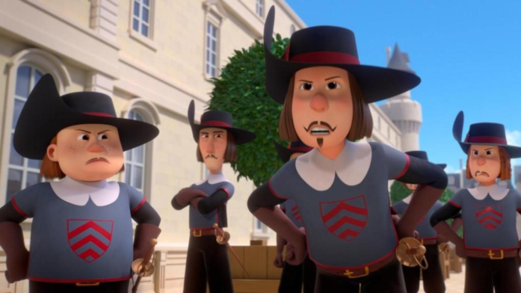 Draußen im Freien: Wir sehen einige aufgebrachte Soldaten, die wütend beieinander stehen und auf jemanden einreden. Im Hintergrund sind ein blauer Himmel, grüne Sträucher und eine Hausfront zu sehen.