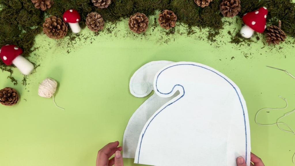 Kostenlose Bastelanleitung zum Herunterladen: Nähe deine eigene Schlumpfmütze!