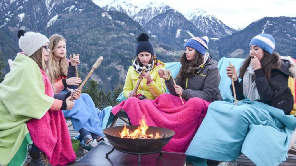 Folge 17 | Rechte: ZDF Die Köstlichkeiten werden inspiziert