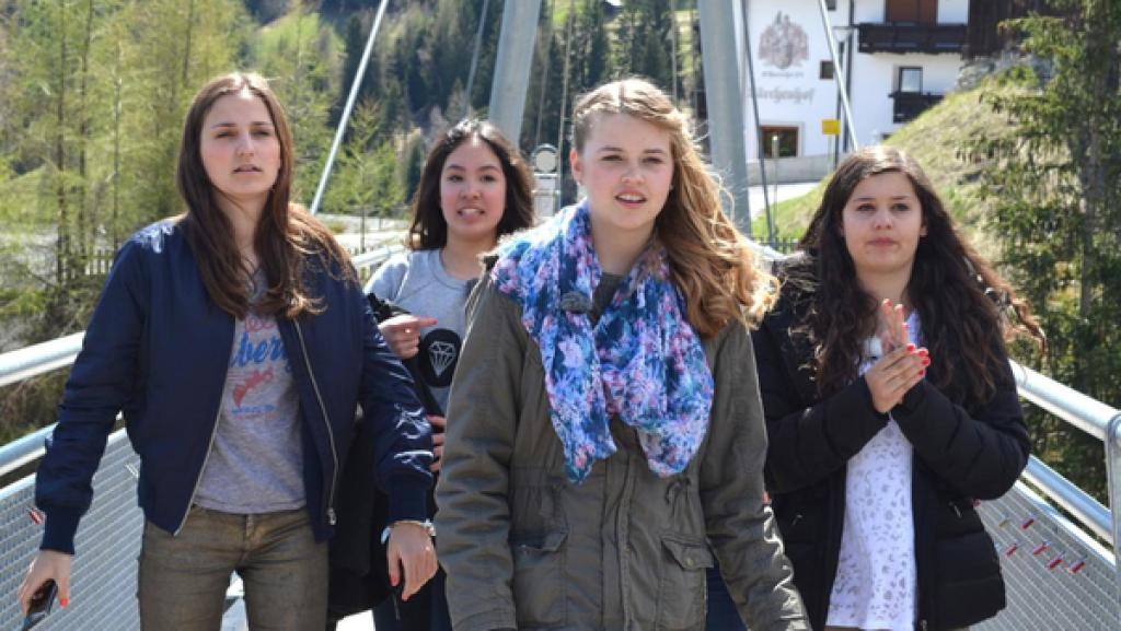 Folge 20 | Rechte: ZDF Die Mädels auf der Brücke