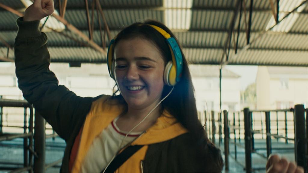 Rechte: SR/RTE Tina tanzt für ihr Leben gern.