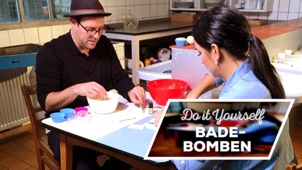 Endlich-Freitag-Video: DIY Badebomben | Rechte: KiKA / Sabine Krätzschmar Endlich-Freitag-Video: DIY Badebomben | Rechte: KiKA / Sabine Krätzschmar