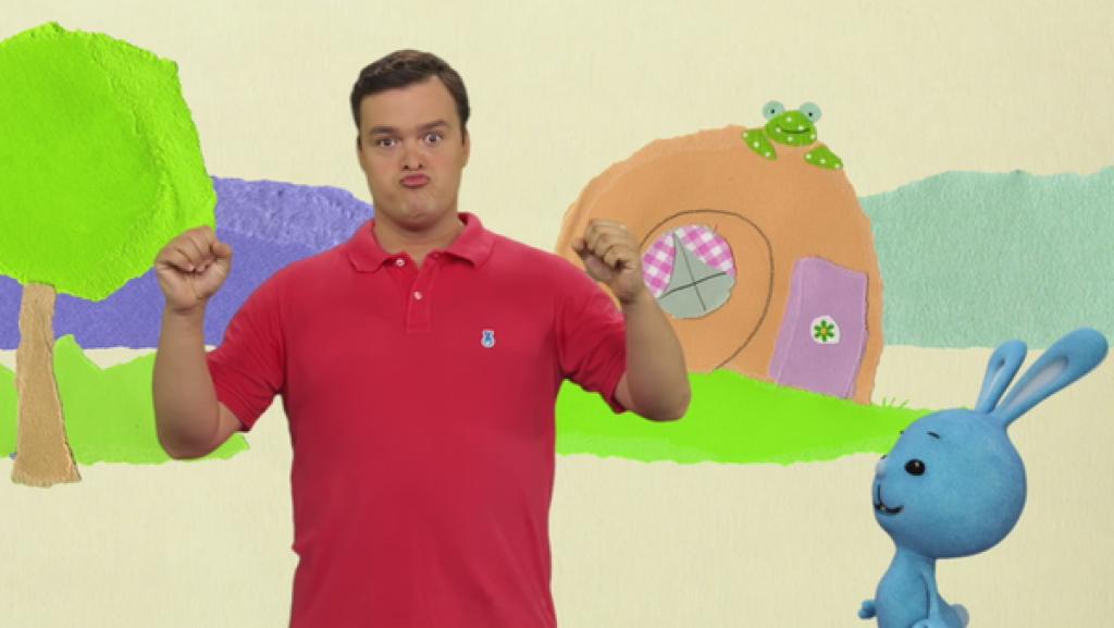 Christian wird zum Bär | Rechte: KiKA