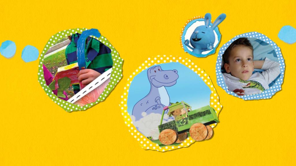 Zoé fährt in einem Auto. Marci träumt auf seinem Bett von einem Dinopark.