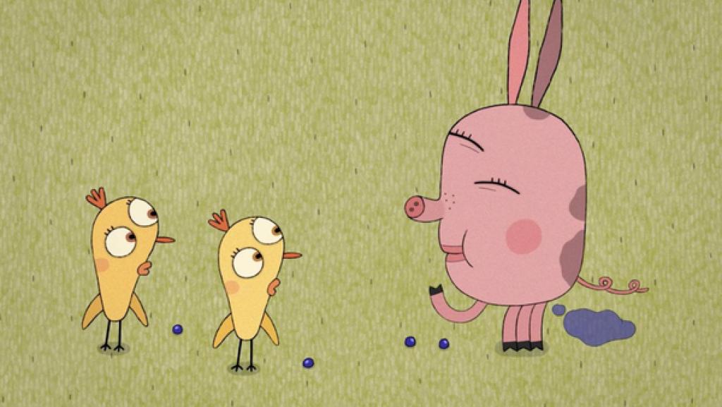 Zwei gelbe Küken stehen gemeinsam mit einem rosafarbenen Ferkel auf einer Wiese. Auf dem Boden liegen ein paar violette Blaubeeren. Das Ferkel ist gerade dabei, welche davon zu verspeisen. Es hat vor lauter Genuss die Augen geschlossen. Es lässt einen Pups, was in Form eines violetten Wölkchens am Hintern des Ferkels sichtbar wird. Die Küken nehmen das erstaunt zur Kenntnis.