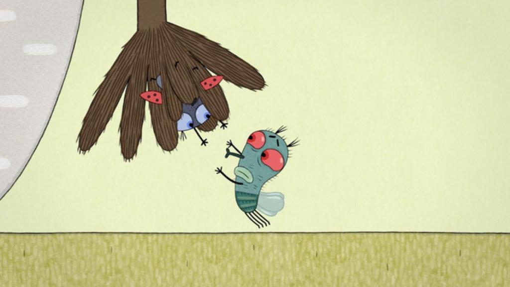 Der Marienkäfer hat sich im Puschel am Ende des Schwanzes von Lenas Kuh verfangen. Die Fliege schwebt hilflos davor herum.