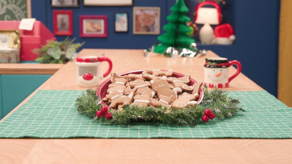 Maya hat extra für Moppi Hundelebkuchen gebacken!