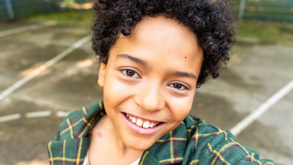 Begruessungsvideo Lence | Rechte: mdr / Saxonia Media / Thomas Dietze Lance Gernot Simon