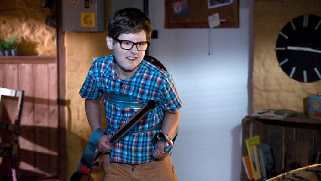 Alva entpuppt sich als WG-Dieb. Tobias‘ Vater verbietet ihm die Ausbildung im Zoo. Orkan und Raphael glauben, von Alva vergiftet worden zu sein.  