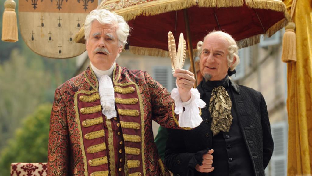 Fürst Gundolf (Sky Du Mont, li.) und Julius (Michael Schönborn) | Bild: BR/Barbara Bauriedl