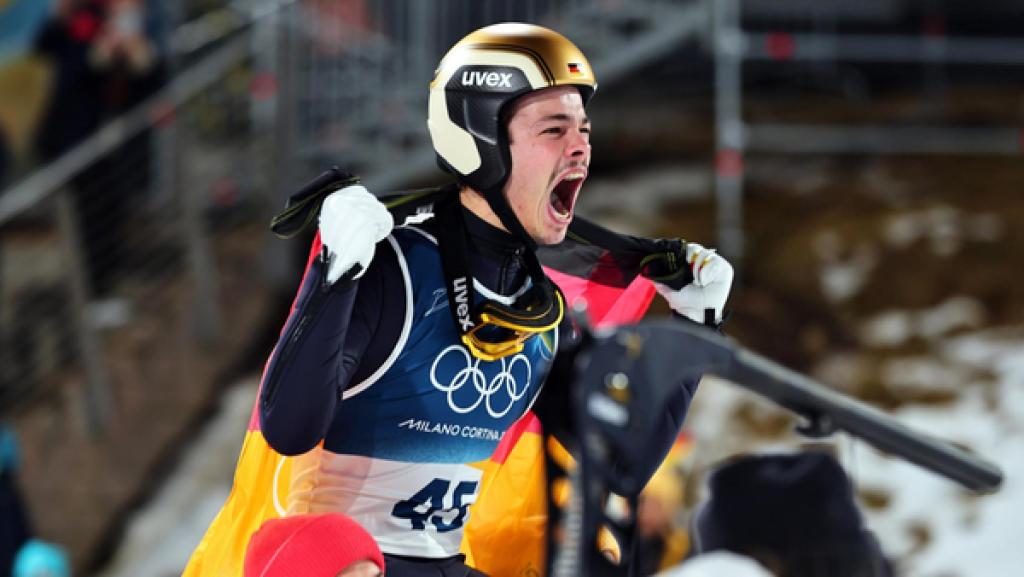 Skispringer Philipp Raimund in Aktion.