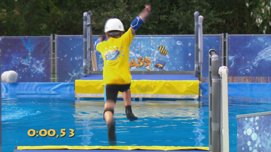 Sprung in den Monsterpool