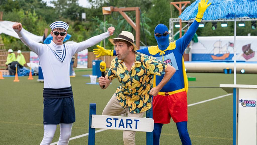 Johannes mit Leichtmatrose und Captain