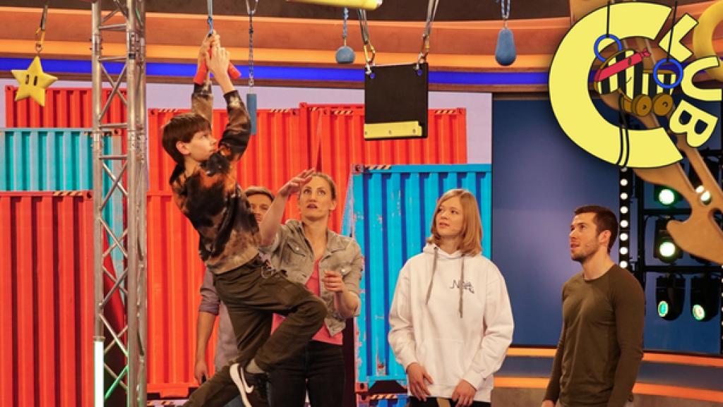 Nicola, Viktoria und Lukas beim Ninja-Sport