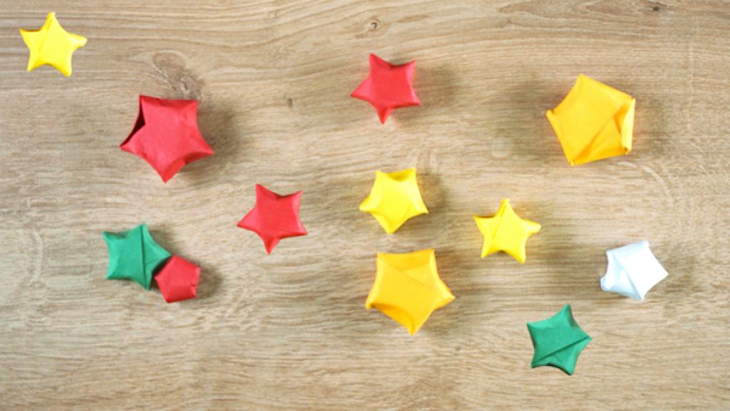 Funkelnde Kartonsterne | Rechte: KiKA Papiersterne